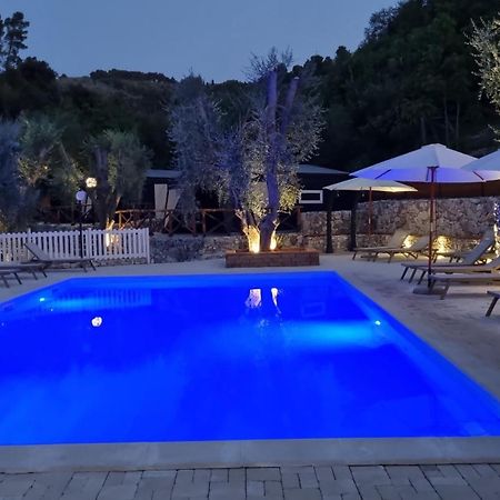 סן מנאיו Village Valle D'Oro Aparthotel מראה חיצוני תמונה