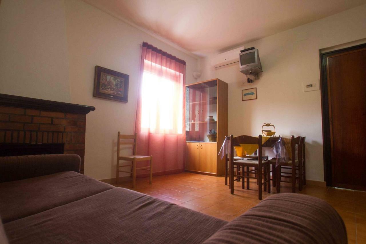 סן מנאיו Village Valle D'Oro Aparthotel מראה חיצוני תמונה
